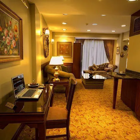 Hotel Nobel 3*