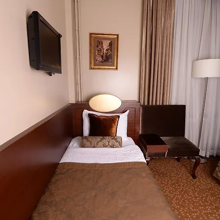 Hotel Nobel 3*